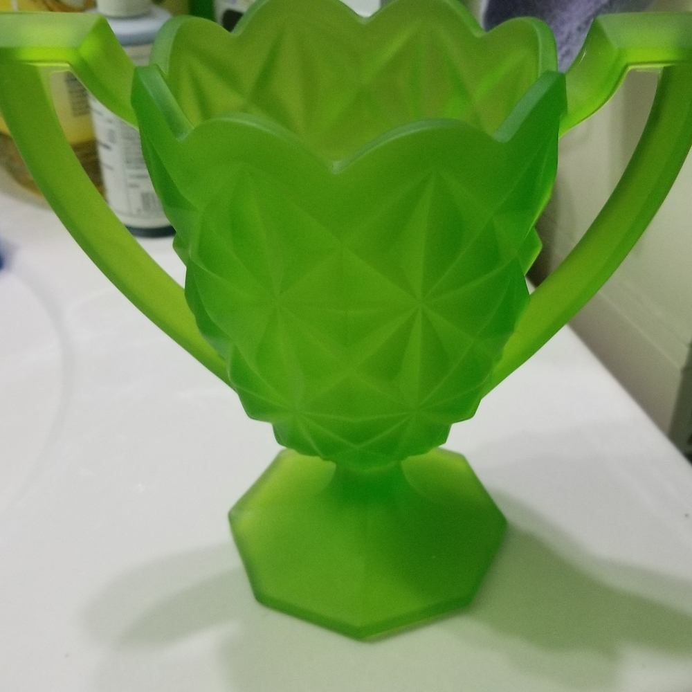 Glassware - Picture 2 of 2